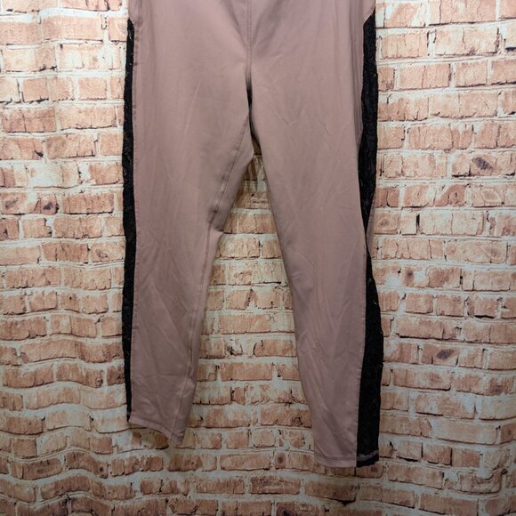 Walk Pop Pink Leggings with Black Side Panels - Picture 4 of 11